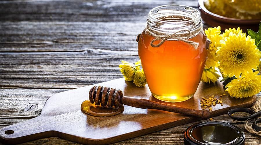 Consuming honey at Christmas